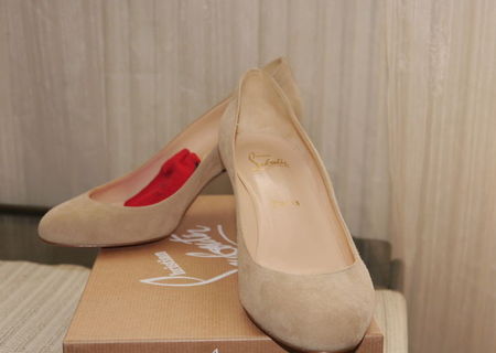 Pantofi C. Louboutin NOI