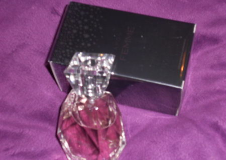 Parfum FEMME Avon