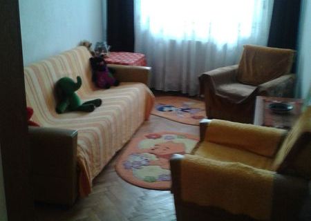 particular, apartament 3 camere Primaverii