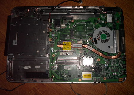 Piese laptop Fujitsu model AH531