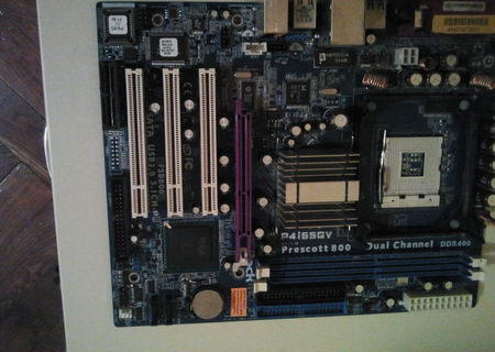 Placa de baza ASRock