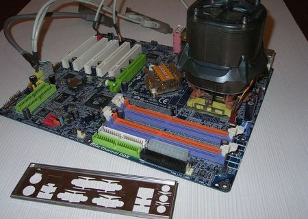 Placa de baza + CPU + cooler