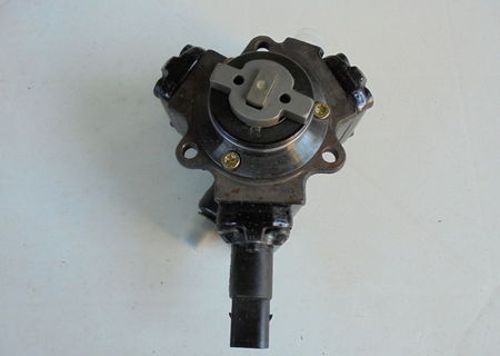 Pompa inalta presiune Mercedes A 6110700701