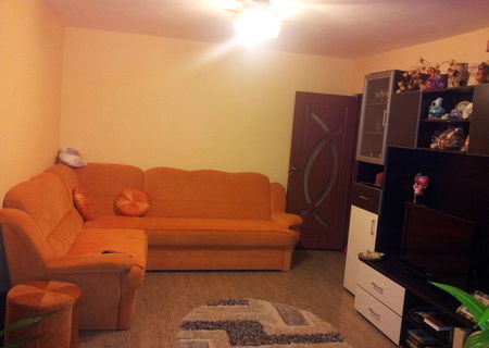 Proprietar vand apartament 3 camere