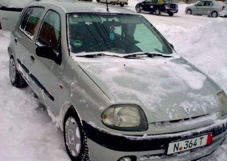 Renault Clio 2000