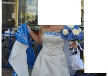 Rochie Mireasa Superba, cu trena azur