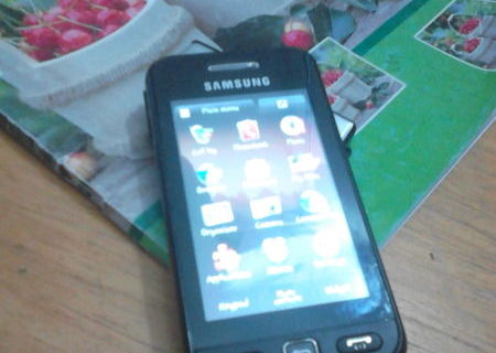 Samsung GT-S 5230