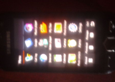 Samsung S8000