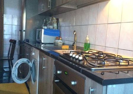 schimb garsoniera resita cu apartament drobeta turnu severin