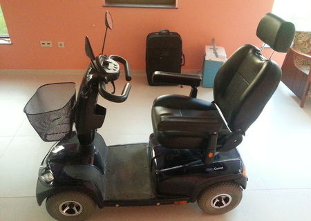 Scuter electric pe 4 roti INVACARE COMET