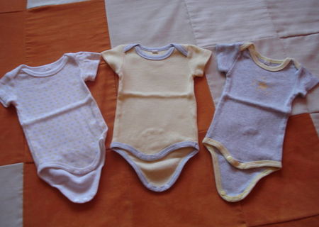 Set 3 body cu maneca scurta pentru bebe