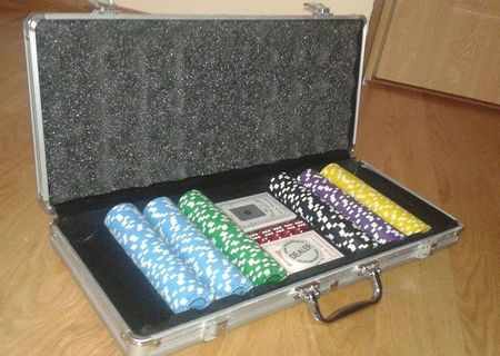 Set Poker 300 jetoane DICE cu valori in servieta aluminiu