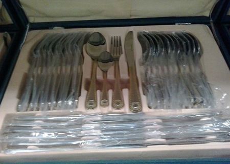 Set tacamuri din inox 72 piese