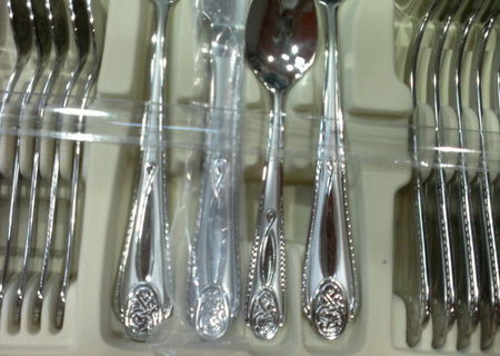 set tacamuri inox pt 6 persoane