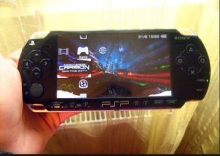 Sony PSP 3004 Slim piano black.