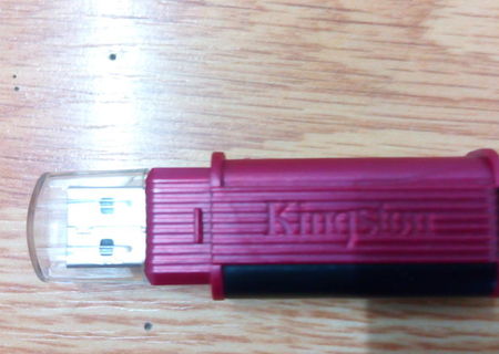 Stick USB 256 Gb.