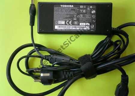 Sursa, incarcator original laptop TOSHIBA cu iesire 19V 4.74A