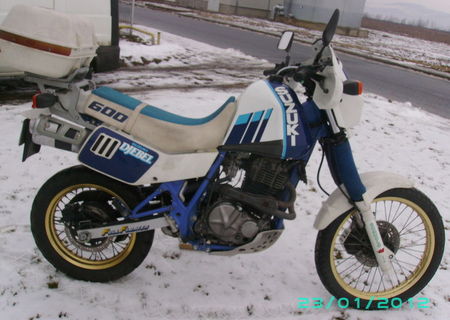 SUZUKI 600 DJ Enduro