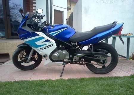 Suzuki GS 500 F