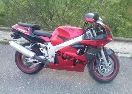 suzuki gsx r600