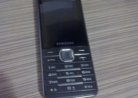 Telefon Samsung GT s5610 in stare impecabila.