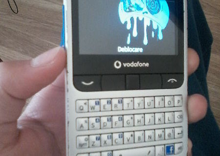 Telefon Vodafone 555 blue