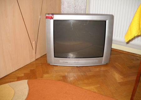 Televizor PHILIPS diagonala 72 cm