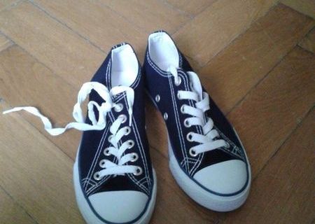 Tenisi Converse