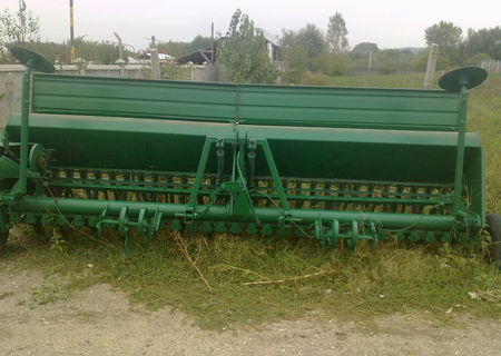 Tractoare U650-Combina Class-Semanatoare-Disc-Cultivator.