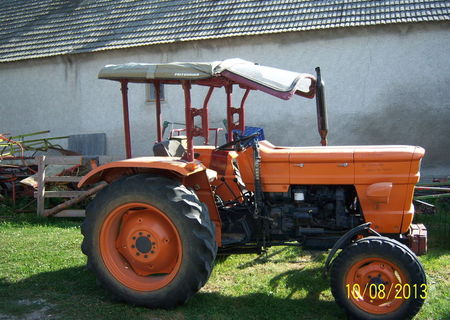 tractor 445