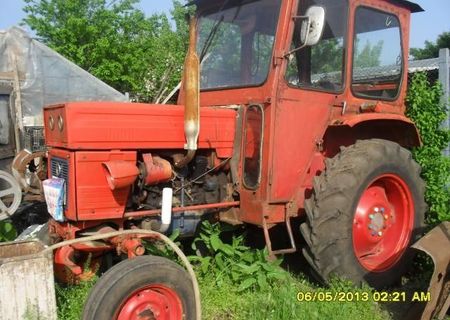 Tractor de vanzare, Leut U445