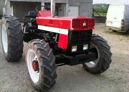 Tractor IH 745