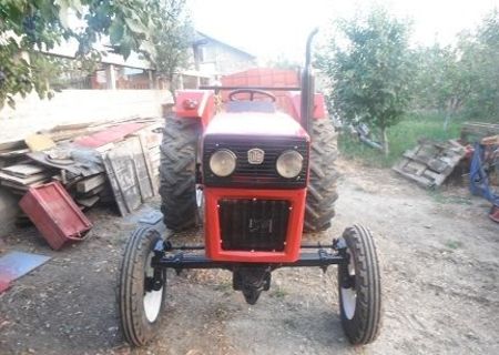 tractor u445 si ancarcatoare frontale