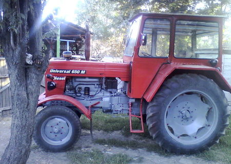 tractor u650