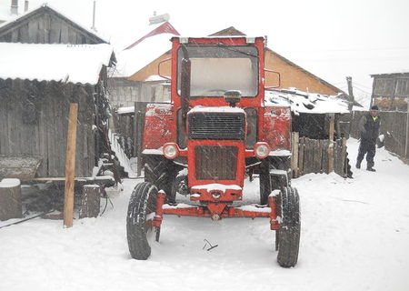 tractor u650