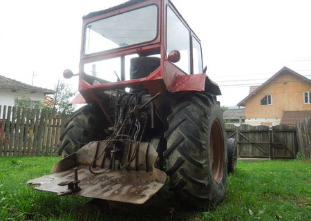 tractor universal u 650