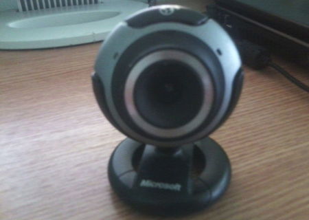 Tstatura Genius si WebCam Microsoft