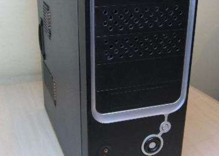 UNITATE Pc Gaming+monitor CRT,tastatura,mouse si webcam