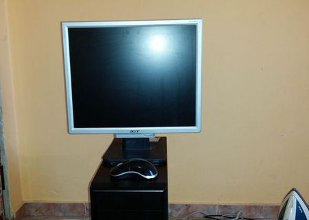 unitate PC+Monitor