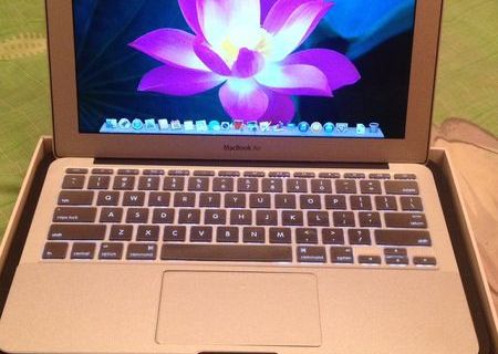 Urgent vand Laptop Mak Book Air