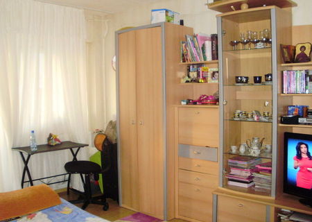 vand 2 camere Bascov