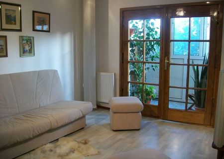 vand apartament 2 camere