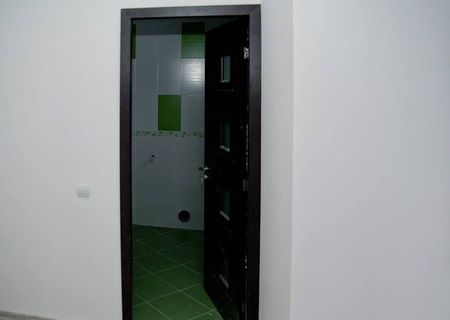 Vand apartament 2 camere