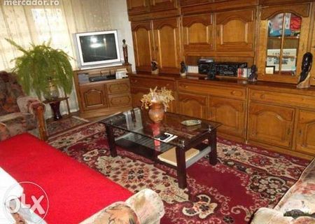 vand apartament 2 camere c.f.1/s.dec marasesti 27000euro