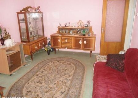 vand apartament 2 camere c.f.2/s.dec trivale 22500euro