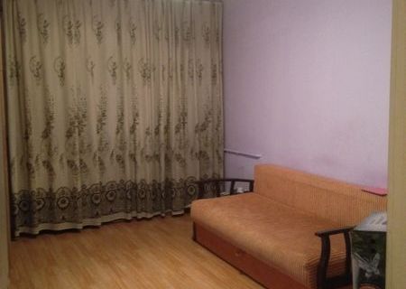 Vand apartament 2 camere decomandat