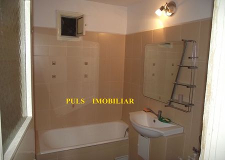 Vand apartament 2 camere decomandate Inel I