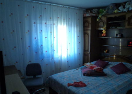 vand apartament 2 camere,gura humorului