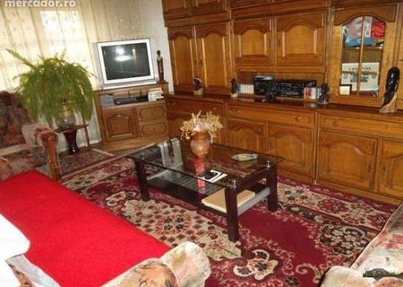 vand apartament 3 camere c.f.1/dec popa sapca 40000e