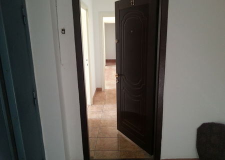 Vand apartament 3 camere, zona Nord